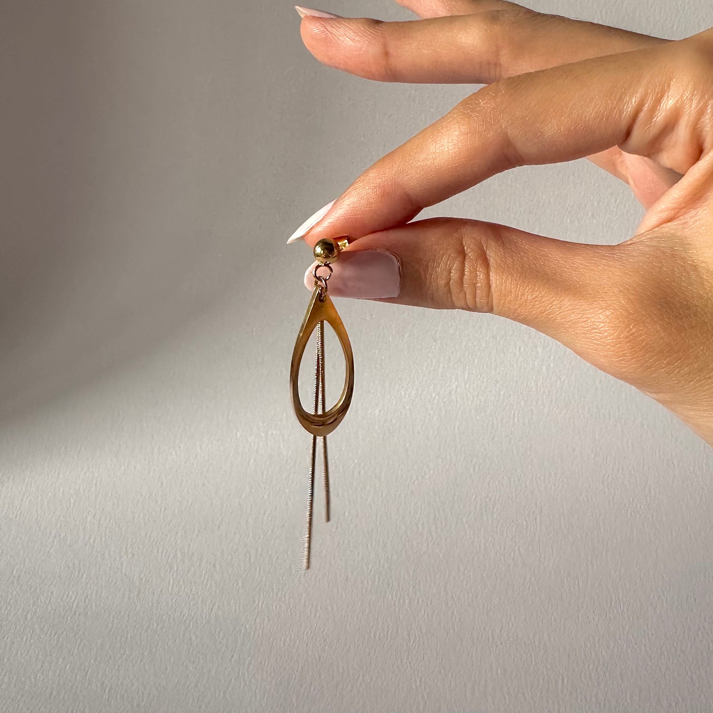 Teardrop Threader Earrings