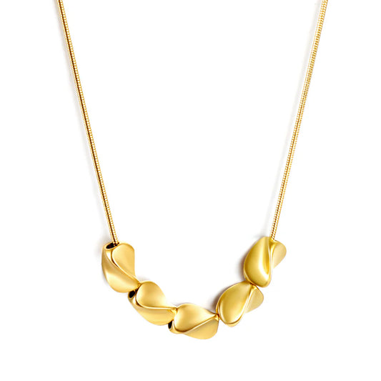 Petal Fold Necklace